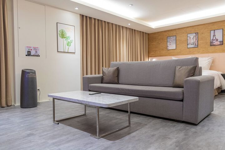 Room 32 of 118