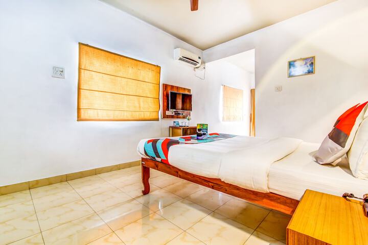 Room 7 of 15