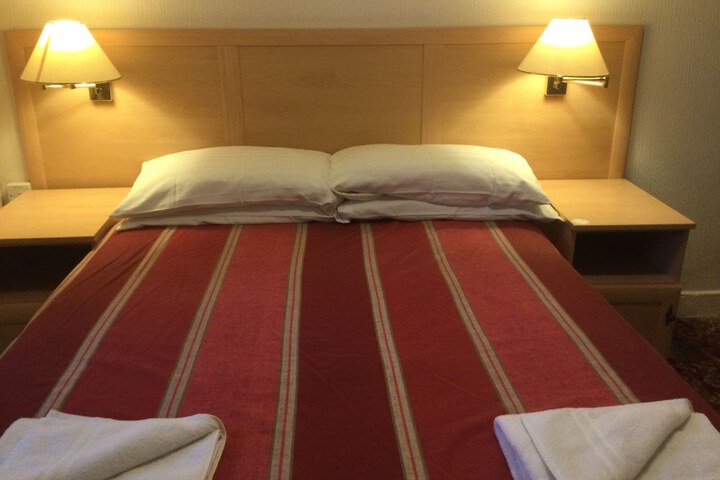 Room 69 of 170