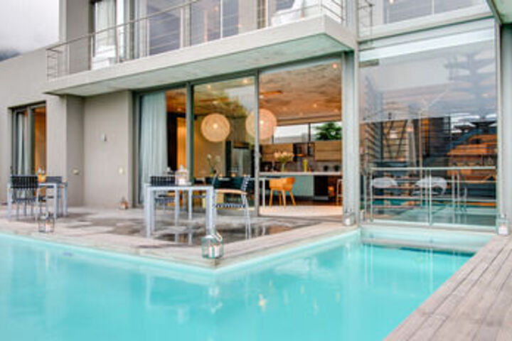 Sundeck 39 of 40