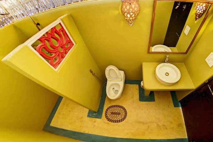 Room 54 of 104