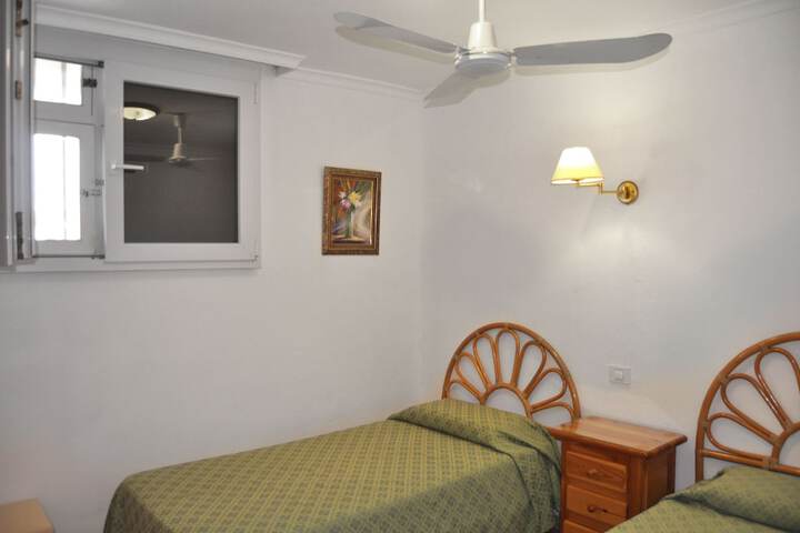 Room 2 of 19