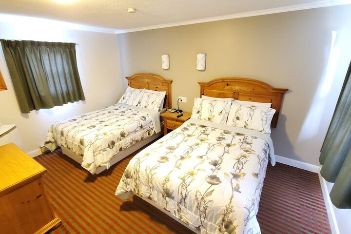 Room 34 of 181