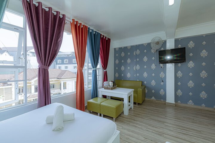 Room 7 of 57