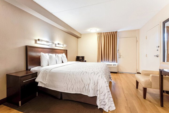 Standard | King Bed (18 of 24)