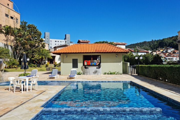 Pools & Facilities