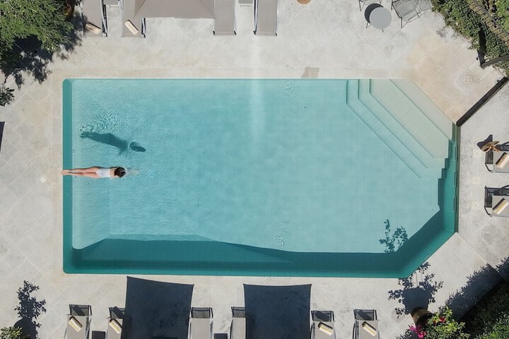 Pool 40 of 68