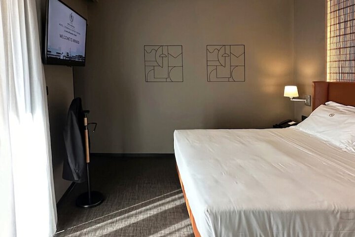 Room 47 of 128