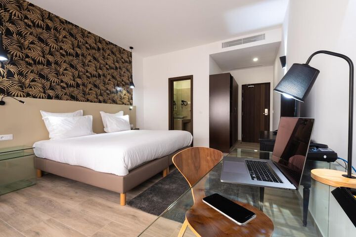 Room 20 of 51