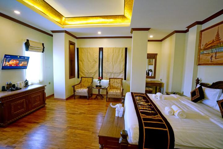 Room 45 of 153