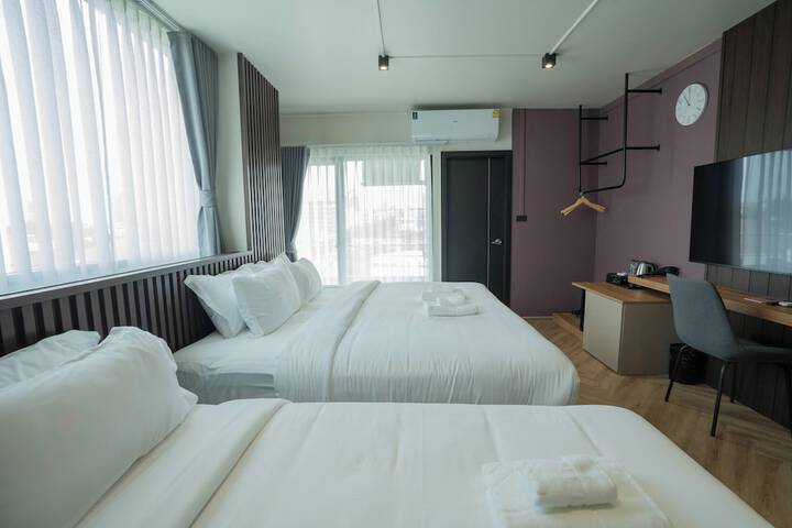 Room 65 of 96