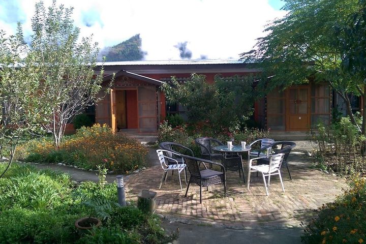 Property Grounds 23 of 25