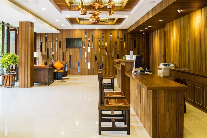 Hotel Interior 5 of 187