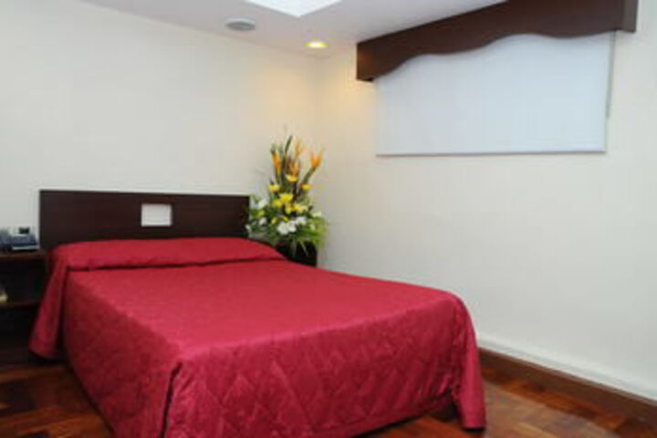 Room 54 of 78