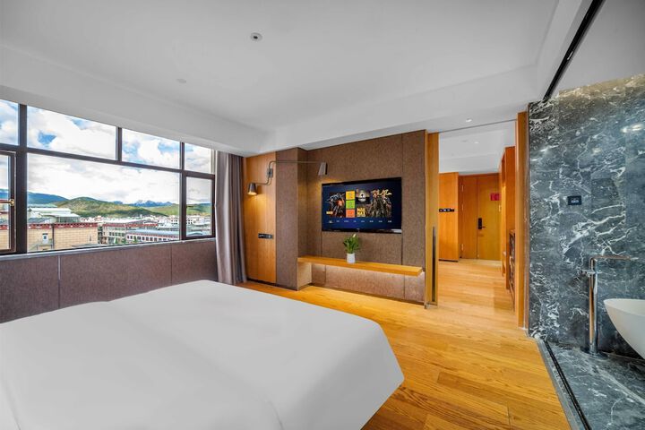 Room 11 of 22