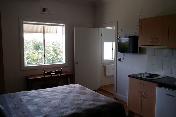 Room 22 of 85