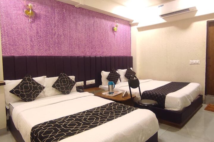 Room 28 of 44
