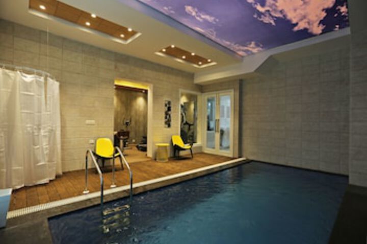 MILESTONE INN & SPA