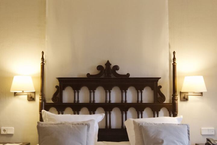 Room 3 of 60