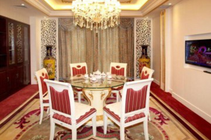 Baoji Wanfu Qixing International Hotel