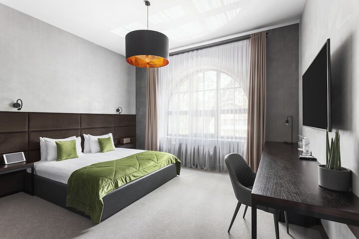 Room 34 of 70
