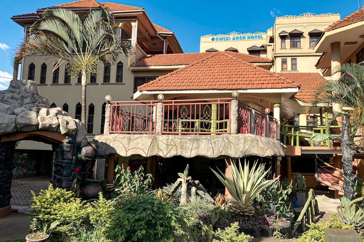 Rwizi Arch Hotel