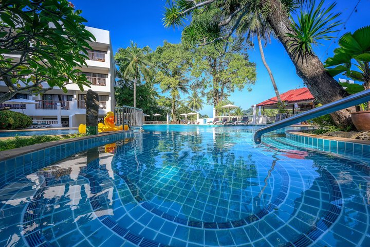 Patong Lodge Hotel