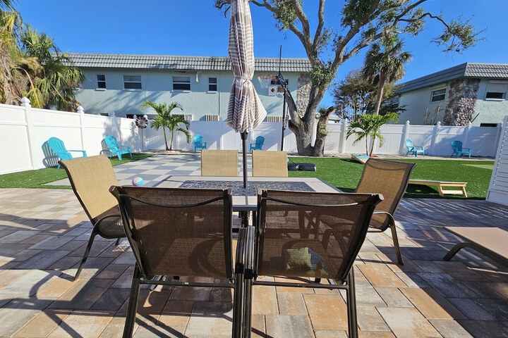 Terrace/Patio 16 of 33