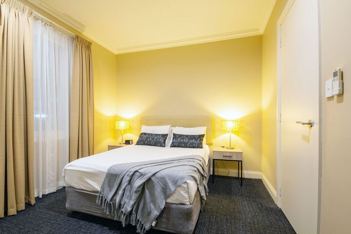 Room 7 of 23