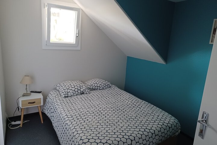 Room 3 of 6