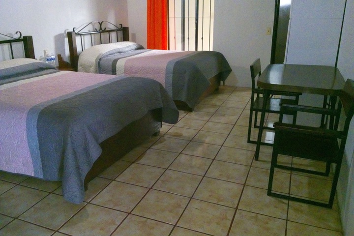 Room 7 of 10