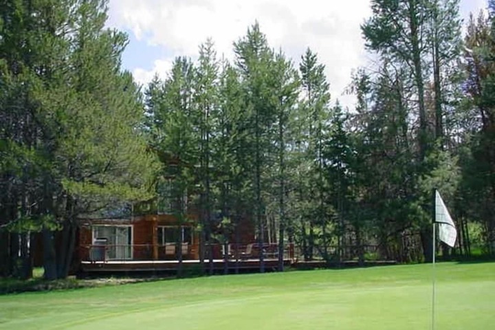 Property Grounds 17 of 19