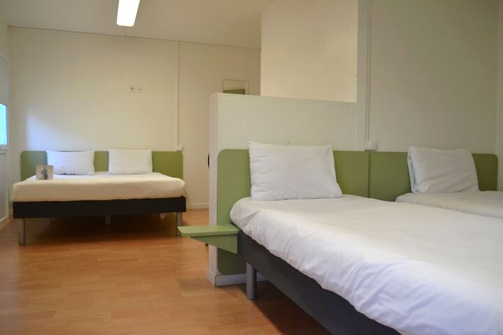 Room 10 of 66
