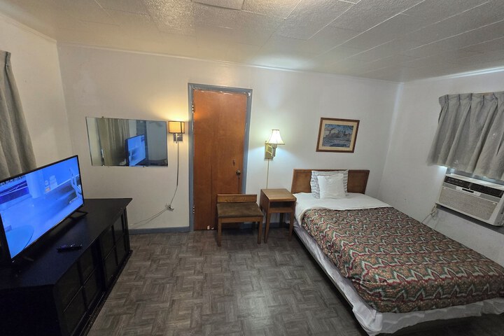 Room 18 of 87