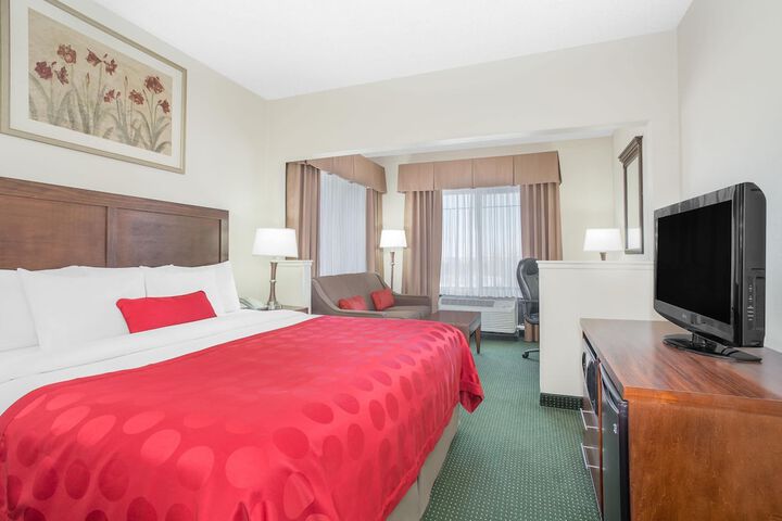 Room 10 of 38