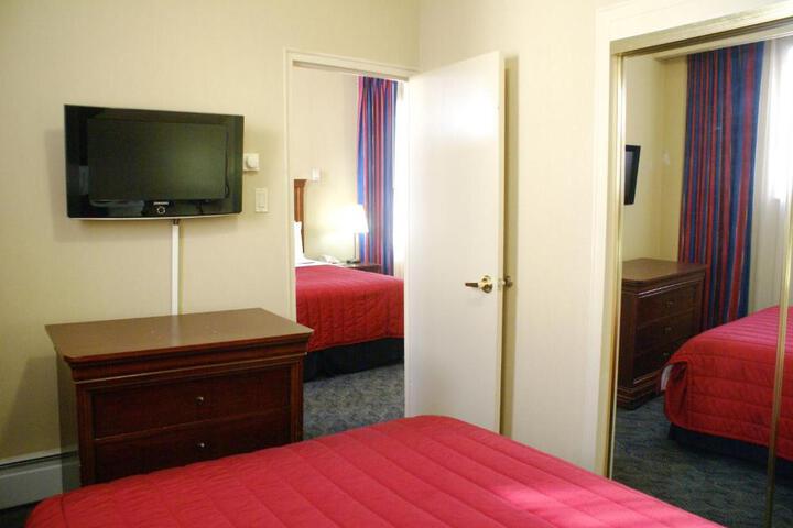 1 King 1 Double Beds Standard Room (8 of 8)