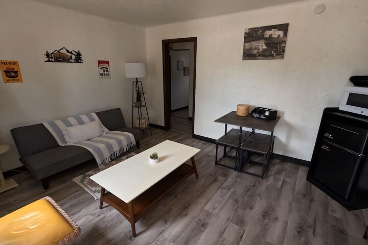 Room 46 of 66