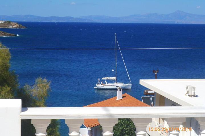 Perigiali Seaside