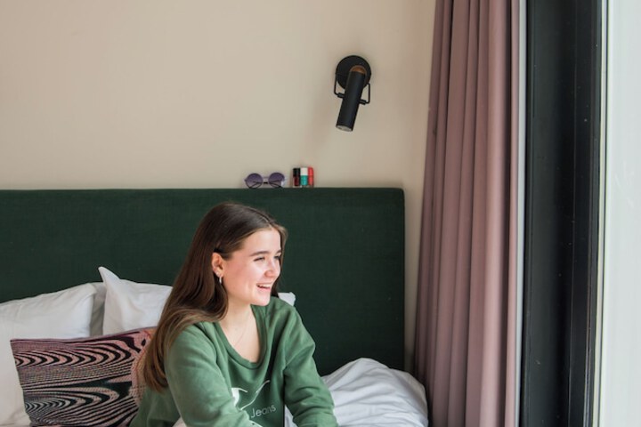 Room 19 of 36