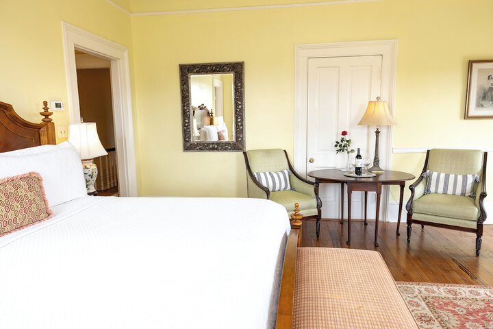 Room 77 of 158