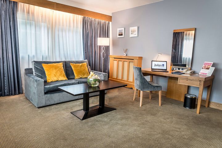 Room 12 of 84