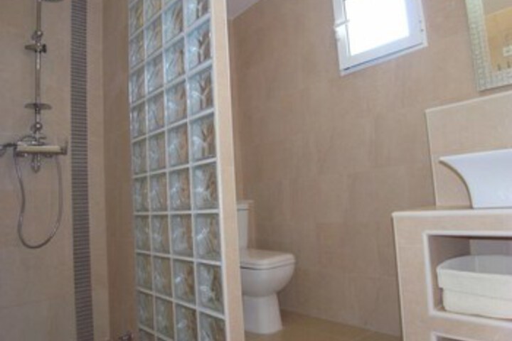 Room 3 of 22