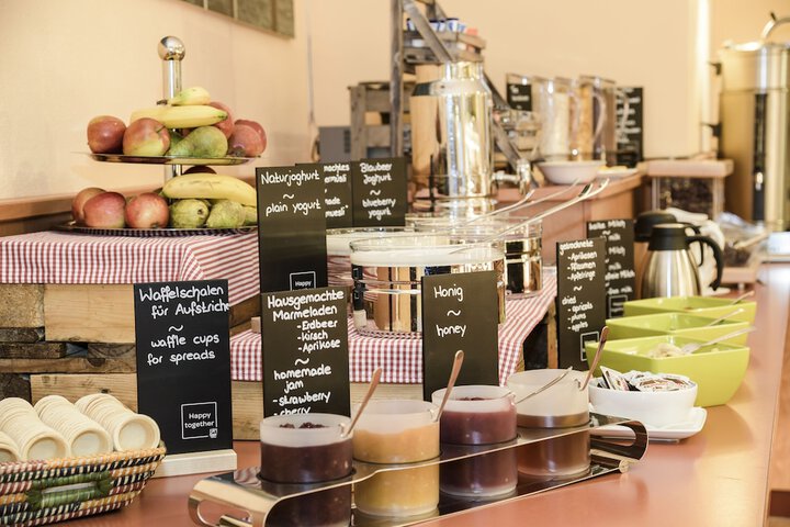 Breakfast/Coffee Service 46 of 64