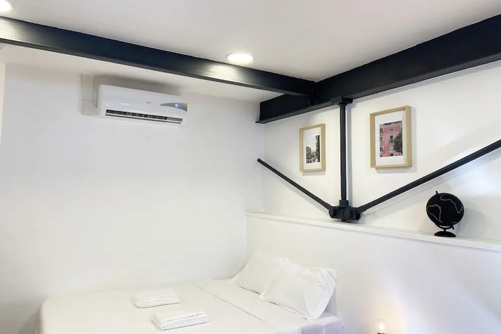 Room 5 of 29