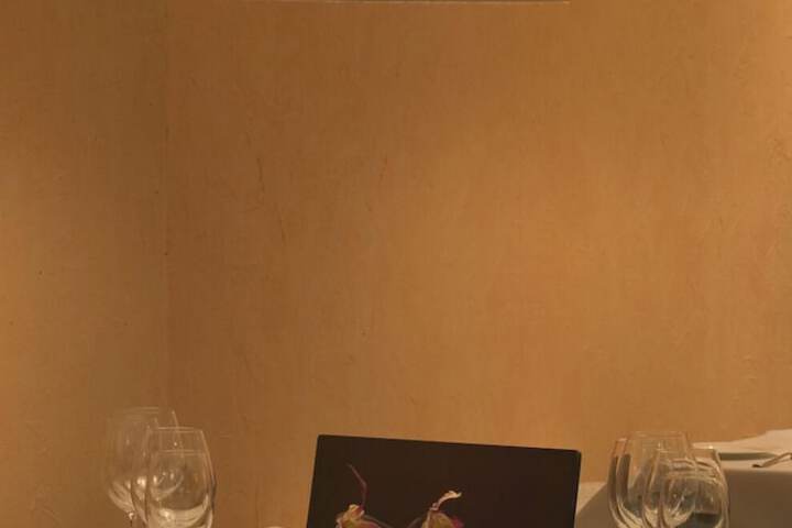 Dining 12 of 22