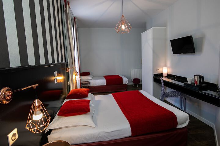 Room 10 of 51