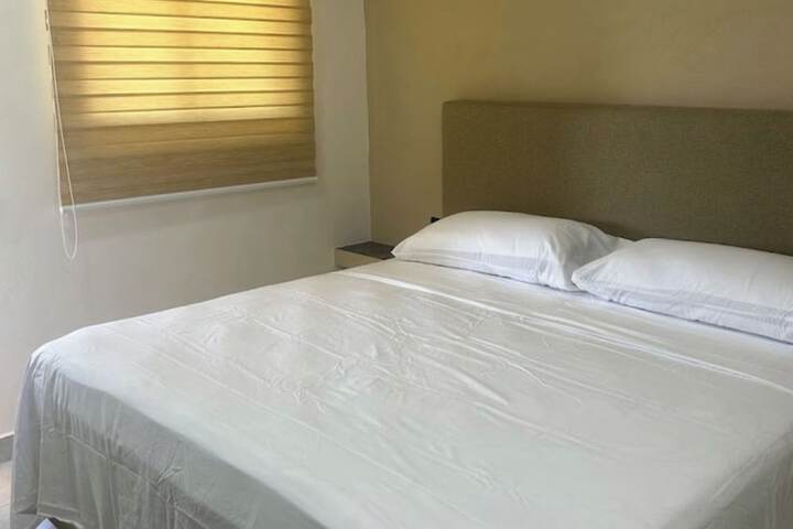 Room 12 of 24