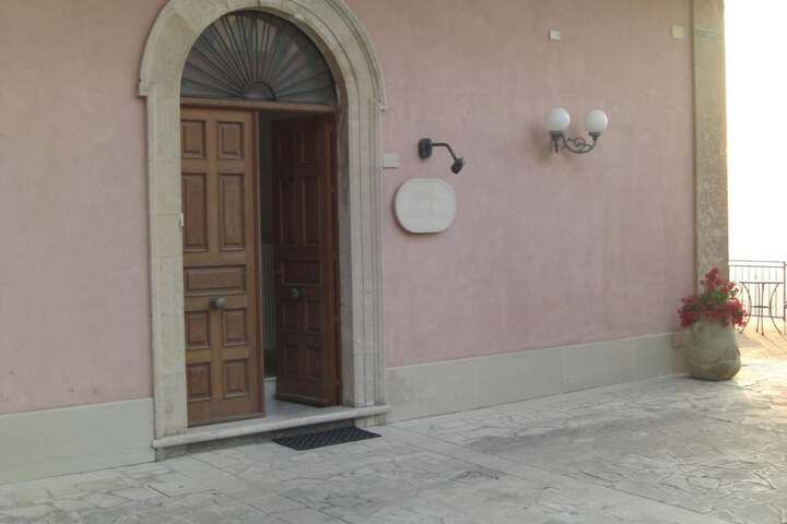 Hotel 50 of 61