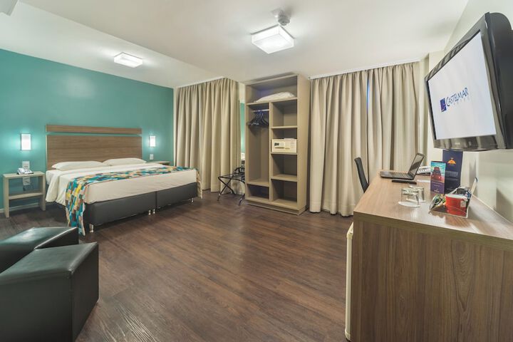 Room 44 of 162