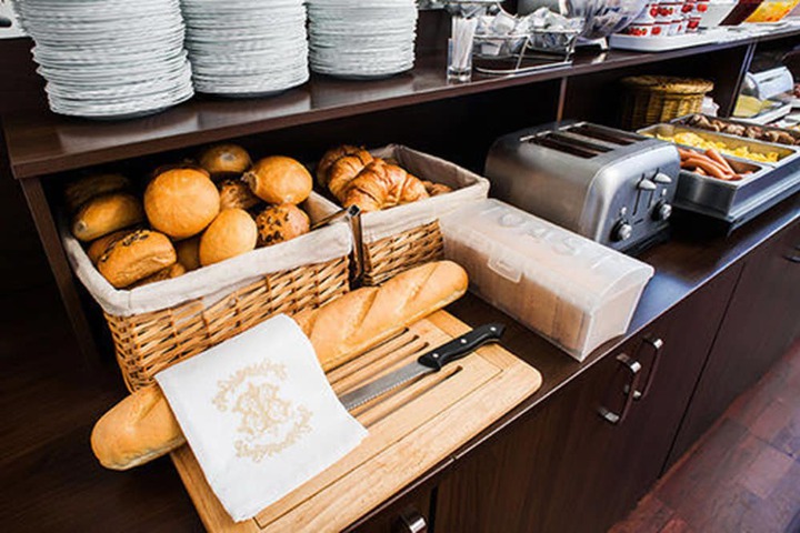 Breakfast/Coffee Service 79 of 89